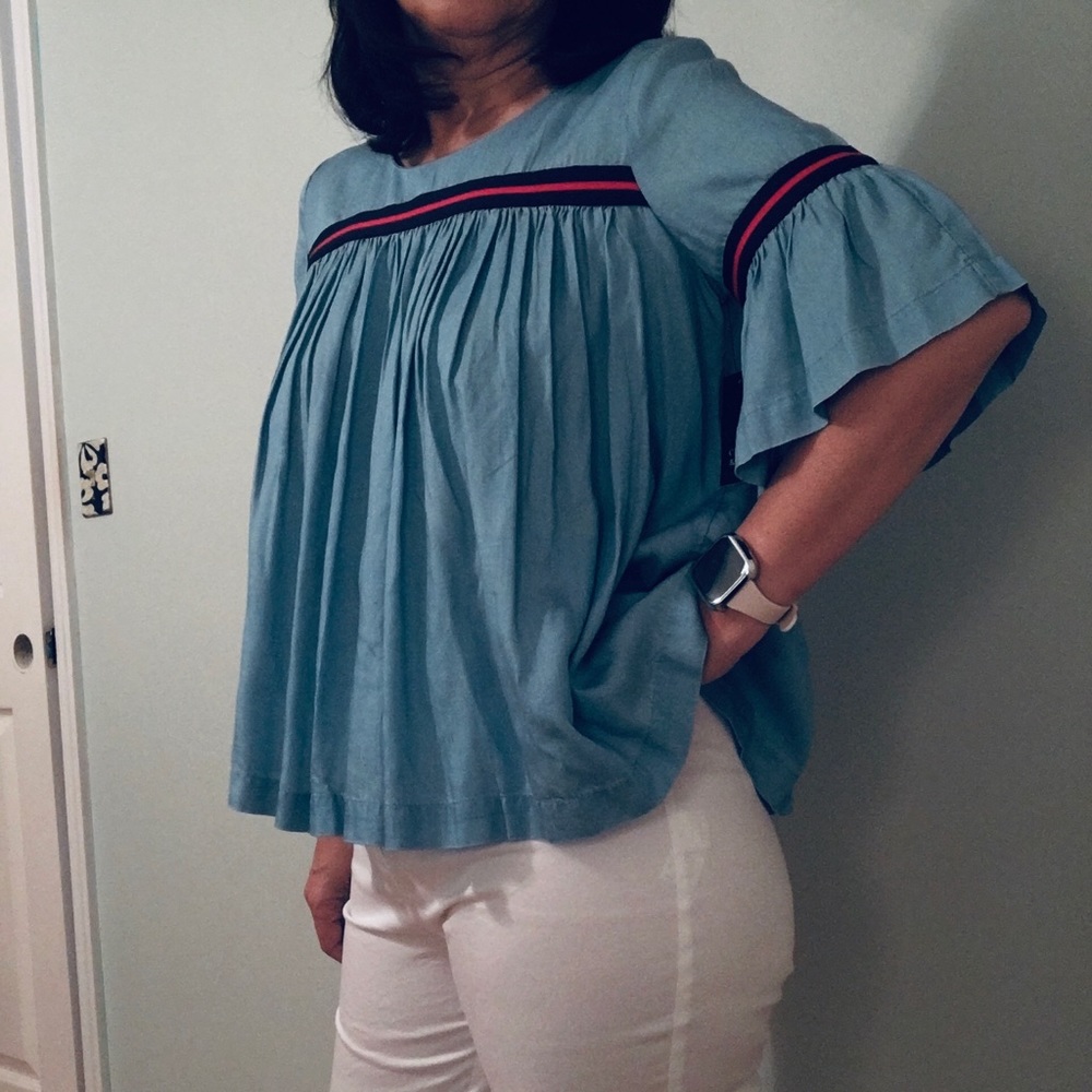 Crown & Ivy top LR chambray size PM